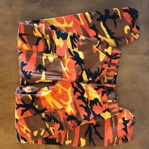 Military cargo pants